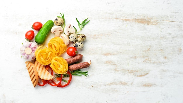 Deska z kolorowym jedzeniem